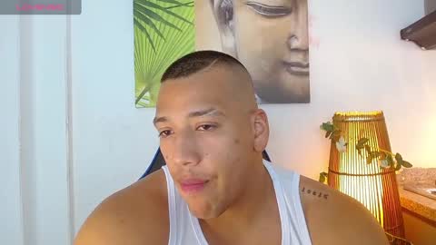Snapshot of tom_muscle1 chatting on 03/01/25, 06:11 Tom muscle1 online show from 03/01/25, 06:11