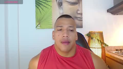 Snapshot of tom_muscle1 chatting on 03/08/25, 12:09 Tom muscle1 online show from 03/08/25, 12:09