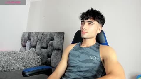 Snapshot of tom_walton chatting on 01/24/25, 09:05 tom online show from 01/24/25, 09:05