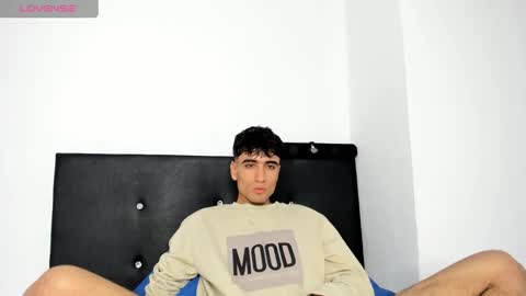 Snapshot of tom_walton chatting on 02/09/25, 09:28 tom online show from 02/09/25, 09:28