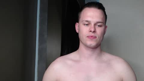 Tom online show from 11/03/25, 06:09