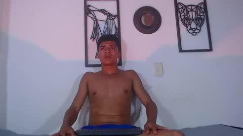 Snapshot of tomas_guebara chatting on 10/17/25, 06:54 tomas_guebara online show from 10/17/25, 06:54