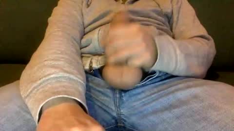 tombi125 online show from 02/18/25, 05:10