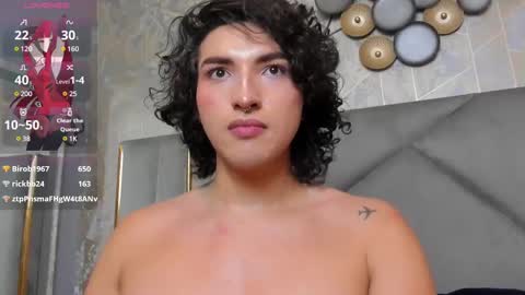 Snapshot of tomlondon_ chatting on 02/21/25, 05:42 online show from 02/21/25, 05:42