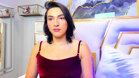 Snapshot of tomlondon_ chatting on 03/11/25, 11:55 online show from 03/11/25, 11:55