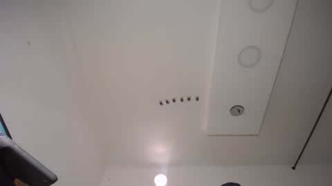   Thomas    online show from 01/29/25, 09:17