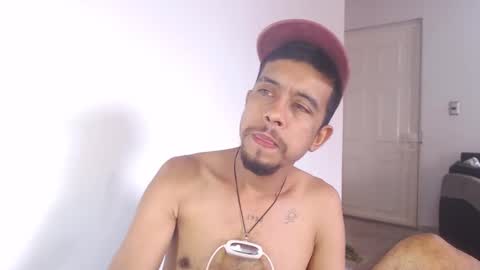   Thomas    online show from 10/15/25, 04:07