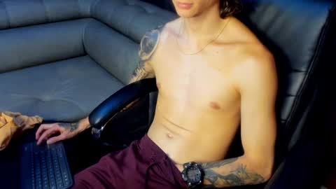 Tommy Slater online show from 01/07/25, 07:49