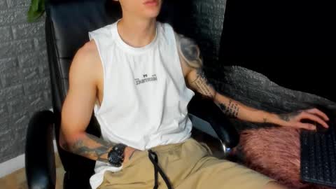 Tommy Slater online show from 11/12/25, 09:03