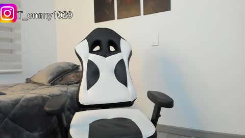 Tommy online show from 03/12/25, 02:52