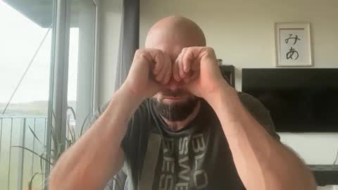 Thomas Fit online show from 10/23/25, 09:19