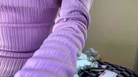 leyla  online show from 02/18/25, 09:43