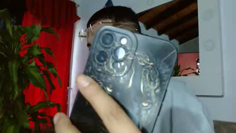 Snapshot of tomscott_777 chatting on 09/27/25, 07:19 sebasmontoya 777 online show from 09/27/25, 07:19
