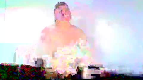 Snapshot of tonny54880 chatting on 12/26/24, 07:13 tonny54880 online show from 12/26/24, 07:13