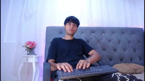 Tonny online show from 10/30/25, 11:11