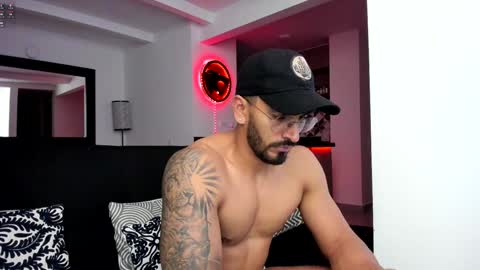 tony muscle1 online show from 12/23/24, 12:35