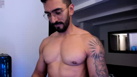 tony muscle1 online show from 02/17/25, 01:47