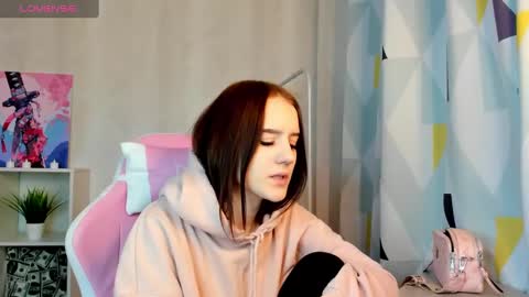 Snapshot of tonya_gray chatting on 12/26/24, 10:41 tonya_gray online show from 12/26/24, 10:41