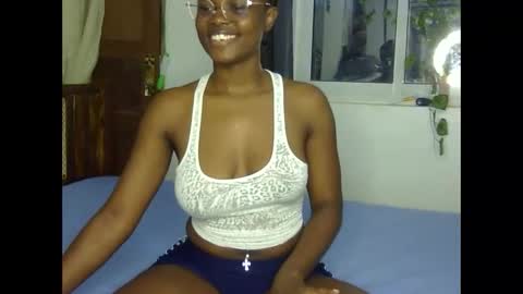 Snapshot of tonya_tash7 chatting on 09/24/25, 02:31 tonya tash7 online show from 09/24/25, 02:31