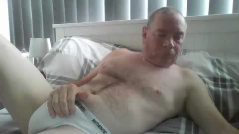 tonygibbson62 online show from 10/27/25, 09:13