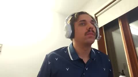 tonytto online show from 02/11/25, 01:31