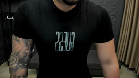 TonyWilcox online show from 10/07/25, 04:53