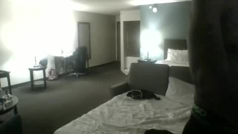 toochillcouple420 online show from 11/08/25, 06:13