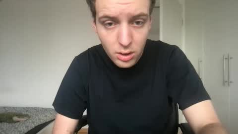 Max online show from 11/14/25, 08:24