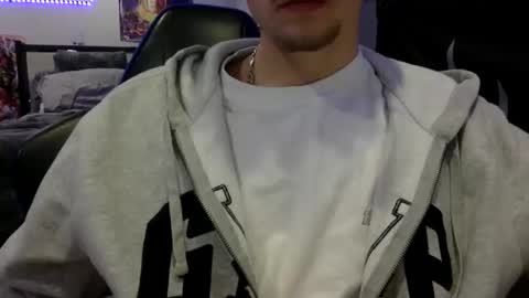 Snapshot of toolitdick chatting on 11/22/25, 03:27 toolitdick online show from 11/22/25, 03:27