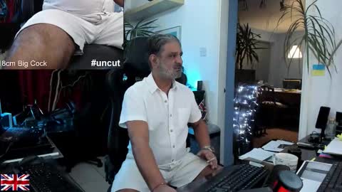 Snapshot of topalphaboss chatting on 10/11/25, 06:17 topalphaboss online show from 10/11/25, 06:17