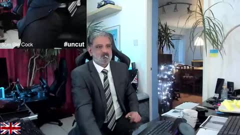 Snapshot of topalphaboss chatting on 10/16/25, 04:52 topalphaboss online show from 10/16/25, 04:52