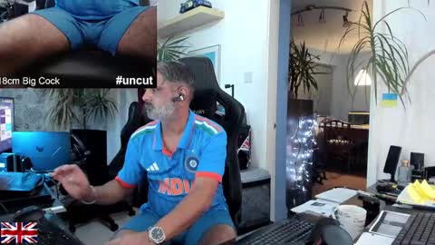 Snapshot of topalphaboss chatting on 10/17/25, 05:26 topalphaboss online show from 10/17/25, 05:26