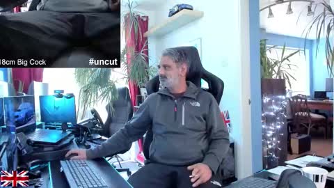 Snapshot of topalphaboss chatting on 11/08/25, 10:59 topalphaboss online show from 11/08/25, 10:59