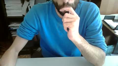 Snapshot of topg84 chatting on 09/20/25, 10:38 Topg84 online show from 09/20/25, 10:38