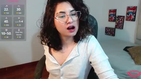 Snapshot of tori_just chatting on 10/04/25, 04:16 tori_just online show from 10/04/25, 04:16