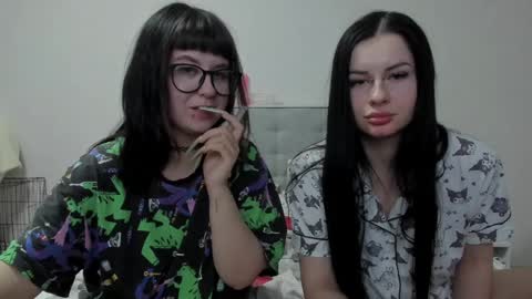 your personal gothic girl check it    online show from 01/03/25, 10:40