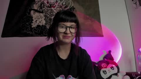 your personal gothic girl check it    online show from 01/16/25, 10:23