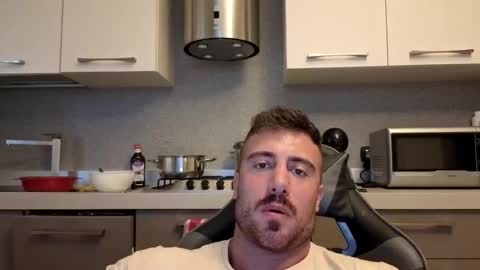 toro_arrapato online show from 11/05/25, 03:01