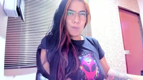 karla online show from 11/05/25, 09:20