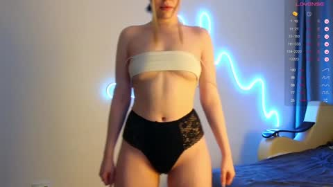 Snapshot of toshimori chatting on 12/22/24, 01:11 Toshi online show from 12/22/24, 01:11