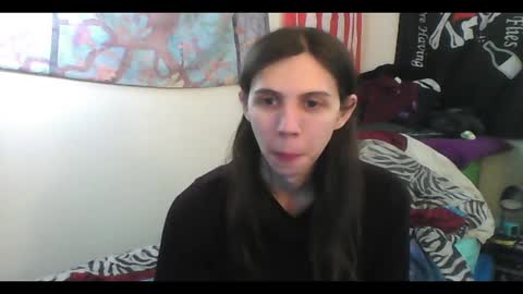Snapshot of totalfuckingadorable chatting on 01/02/25, 06:40 Luna online show from 01/02/25, 06:40