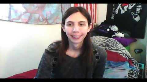 Snapshot of totalfuckingadorable chatting on 01/14/25, 04:47 Luna online show from 01/14/25, 04:47