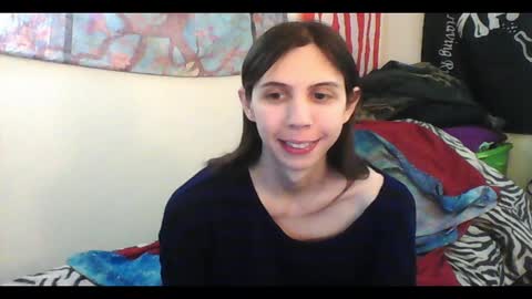 Snapshot of totalfuckingadorable chatting on 01/23/25, 03:58 Luna online show from 01/23/25, 03:58