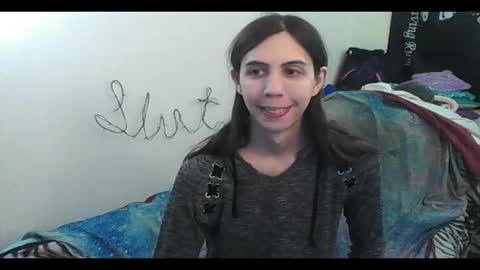 Luna online show from 11/05/25, 02:00