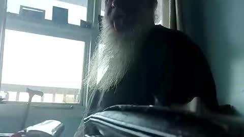 totallyawesome_65 online show from 10/21/25, 09:59