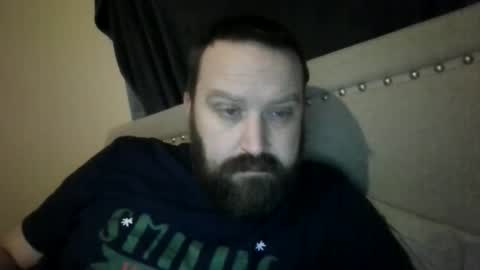 Snapshot of totalpackage2089 chatting on 01/28/25, 07:22 Big Daddy Balls online show from 01/28/25, 07:22