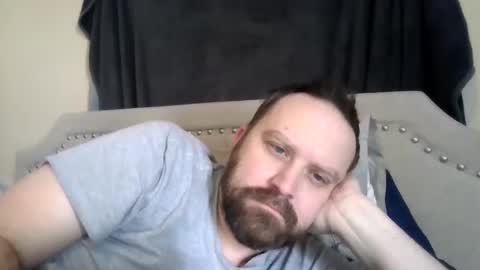 Snapshot of totalpackage2089 chatting on 02/15/25, 03:39 Big Daddy Balls online show from 02/15/25, 03:39