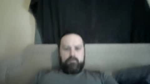 Snapshot of totalpackage2089 chatting on 02/26/25, 04:35 Big Daddy Balls online show from 02/26/25, 04:35