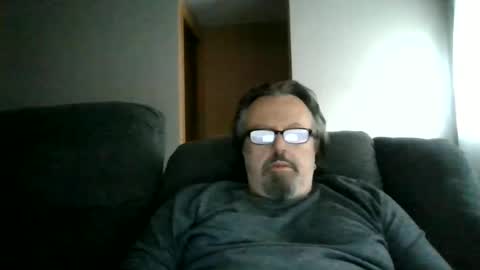 Snapshot of touchit9923 chatting on 09/17/25, 12:29 jim online show from 09/17/25, 12:29