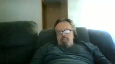 Snapshot of touchit9923 chatting on 09/18/25, 05:37 jim online show from 09/18/25, 05:37